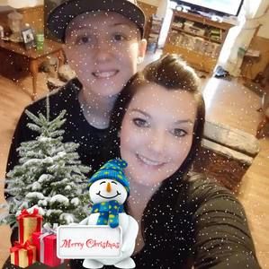 Meet your Posher, Kaylee emily